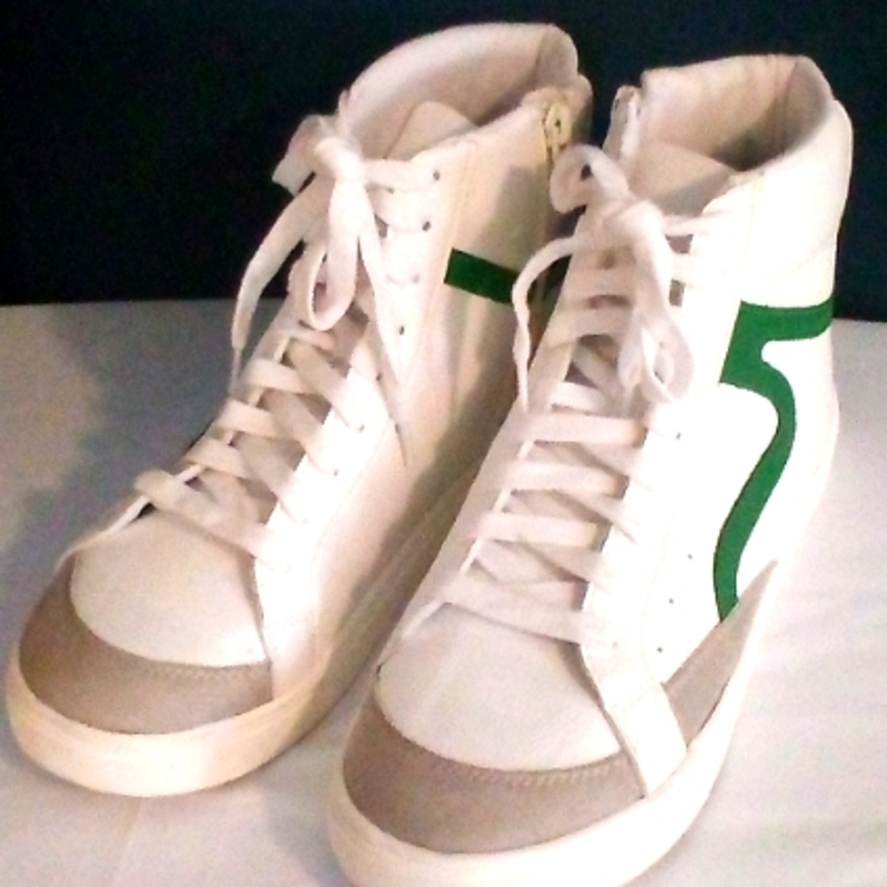 Retro Leather and Seude High Top Sneakers